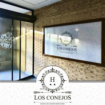 Mora Hotel Los Conejos מראה חיצוני תמונה
