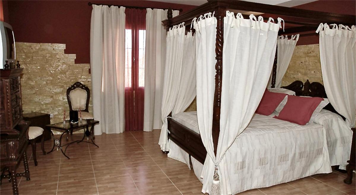 Mora Hotel Los Conejos מראה חיצוני תמונה